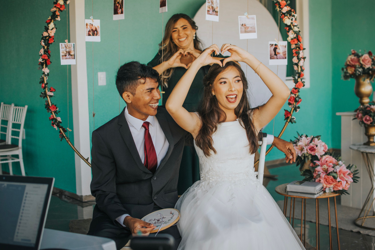 Online wedding